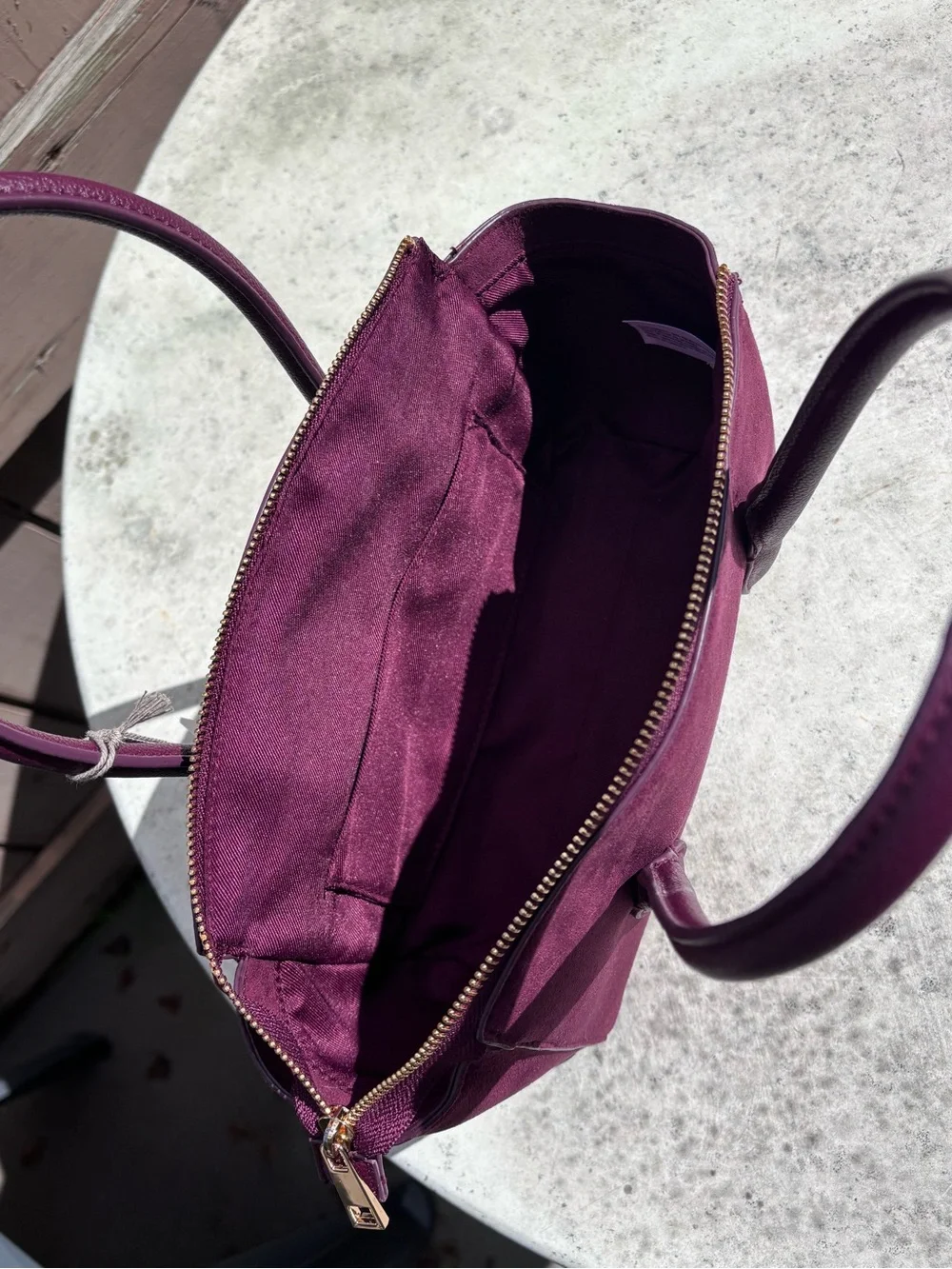 🎉NWT🎉 Elegant Burgundy Winged Satchel Handbag with Top Handles